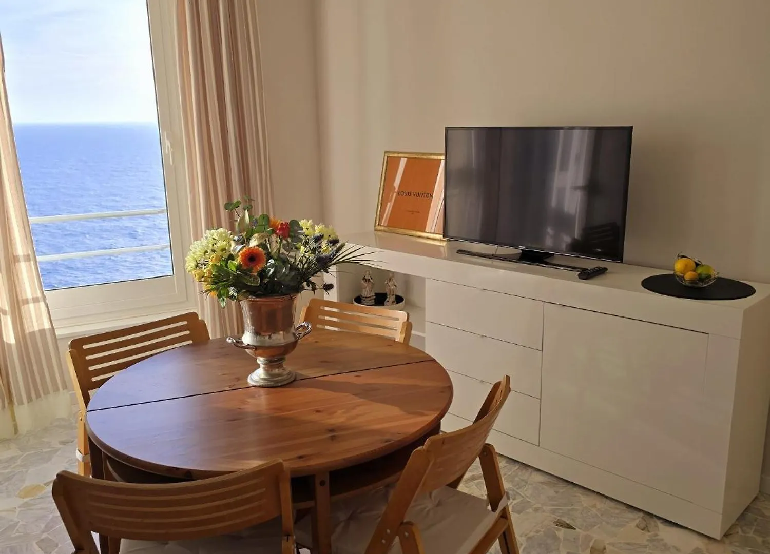 산레모 Casa Jurmala 아파트